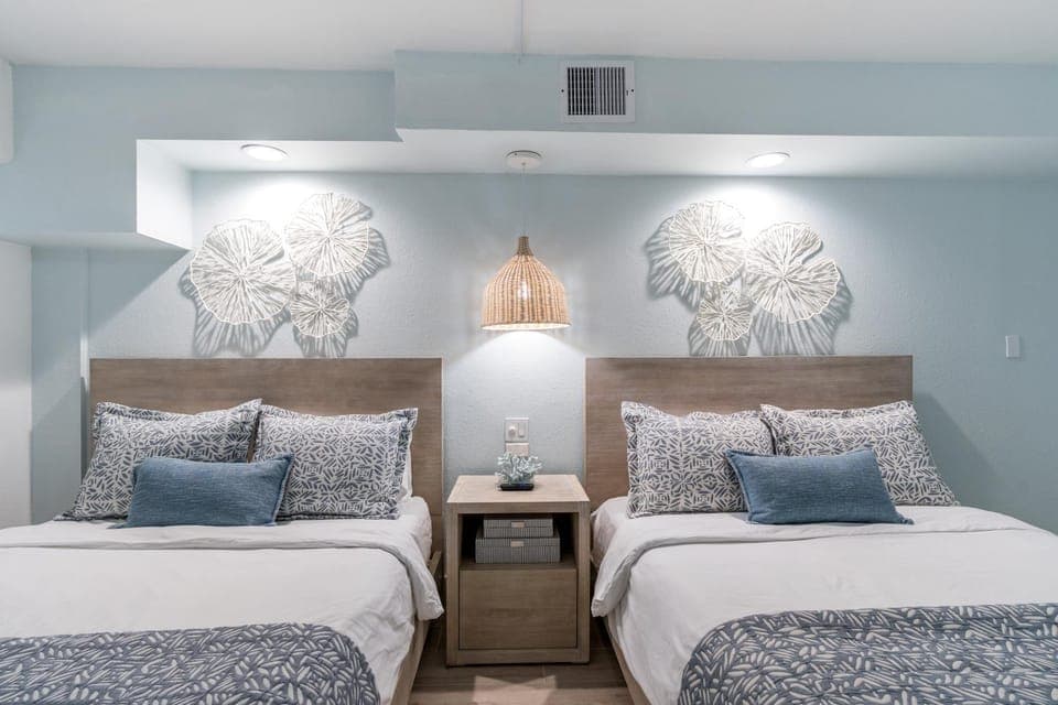 Modern Oceanfront 1 Bedroom Condo, Prime Location, Stunning Views at Beach Cove Resort Apartment hotel in North Myrtle Beach