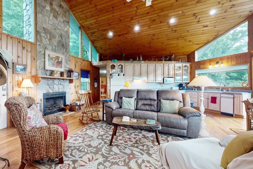 Mountain Getaway House in Nantahala Lake