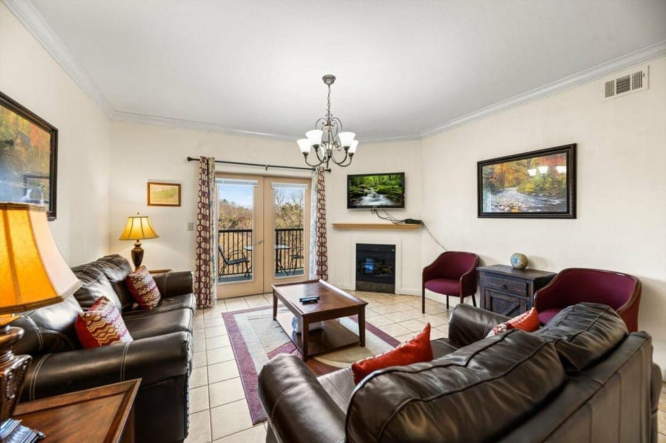 Vacation Destination By Colonial Properties House in Pigeon Forge
