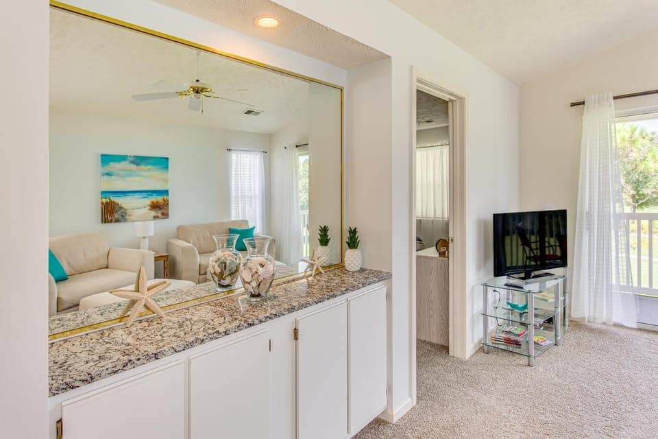 Screened Porch & Community Perks: Myrtle Beach Gem House in Carolina Forest