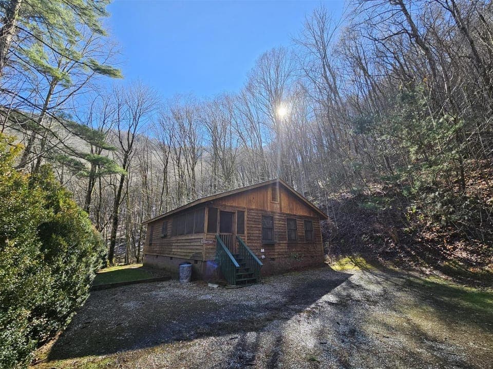 Dragonfly Cabin Cabin in Bryson City