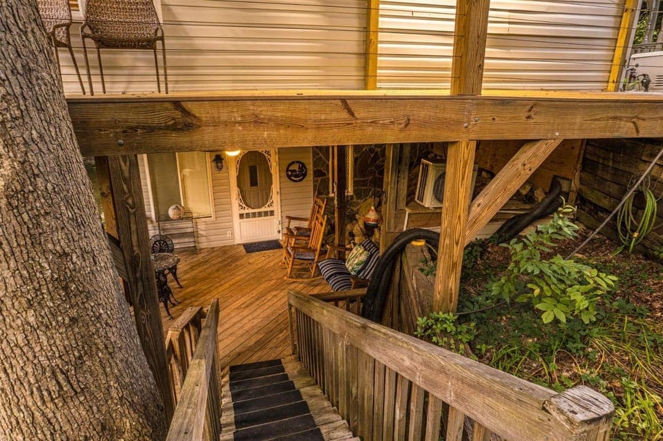 Moonshine Creek Too House in Swain County