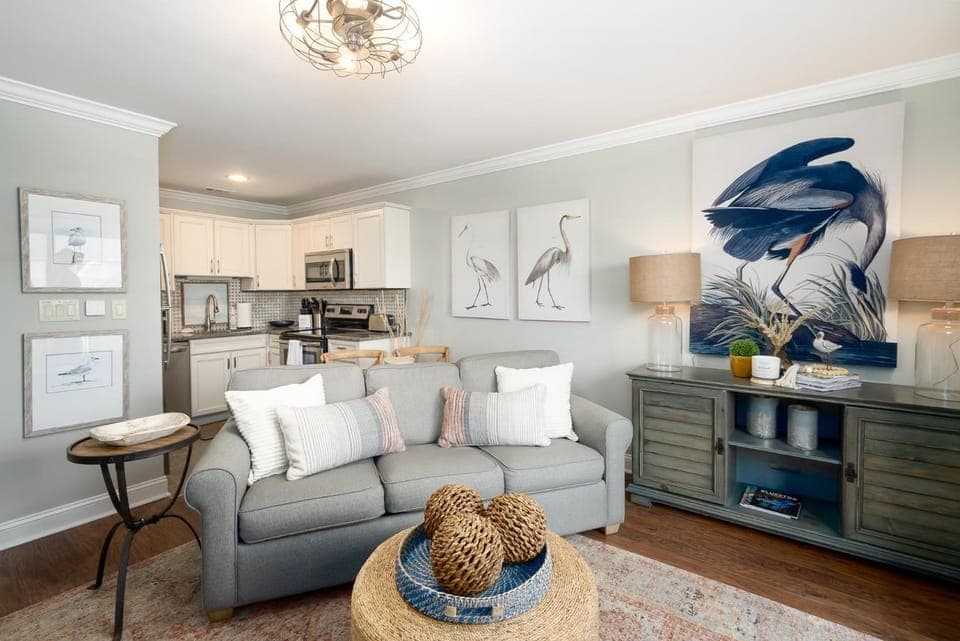 319 Breakers Villa in Coligny Beach