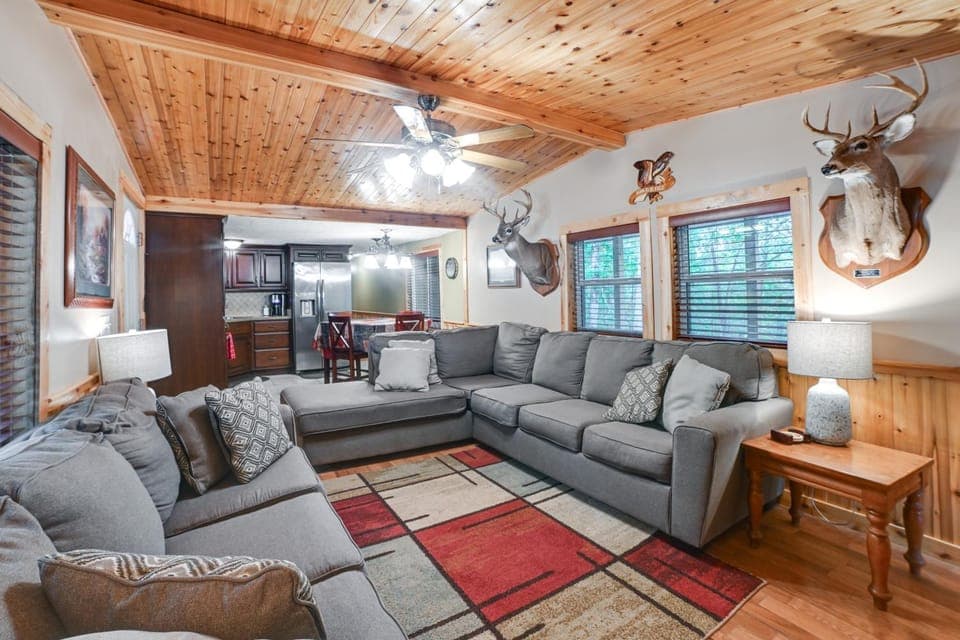 Walk to Lake: Dover Cabin w/ Views & Porch Cabin in Tennessee