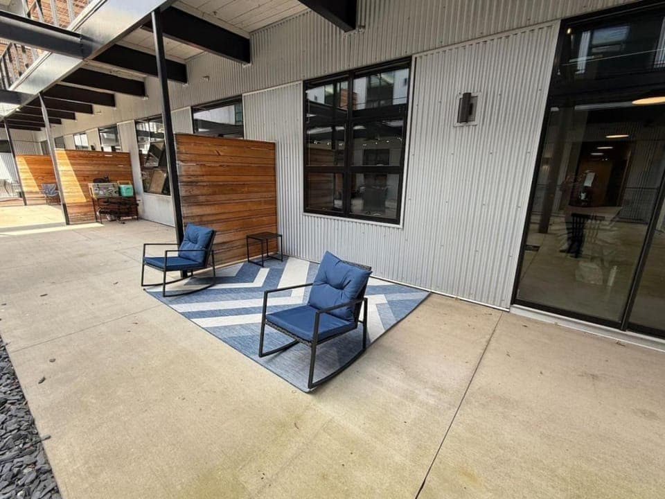 Urban Escape Industrial 2BR 2BA Apartment in Greenville