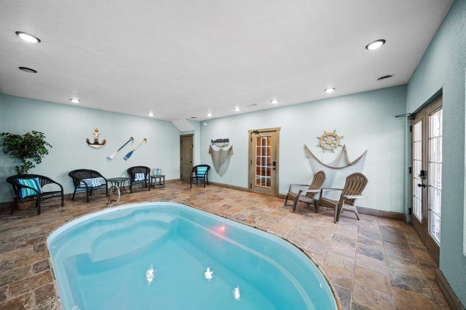 Pool view, Swimming pool, Swimming pool
