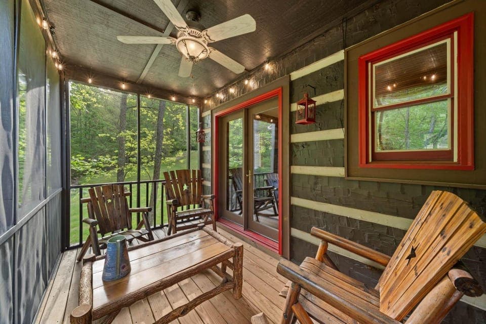 Valle Creek Cabin Cabin in Brushy Fork