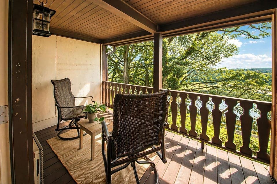 Historic Riverview Inn Six Bed and Breakfast in Chattanooga