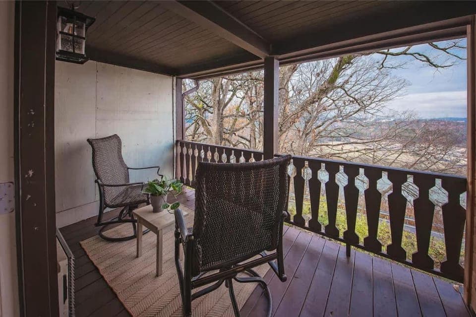 Historic Riverview Inn Eight Bed and Breakfast in Chattanooga