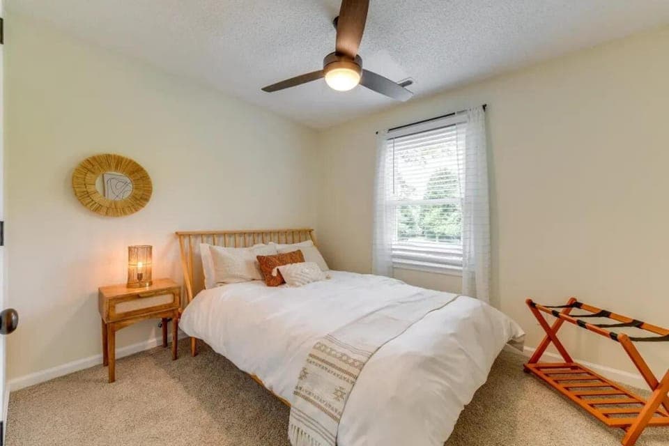 Bed, Bedroom