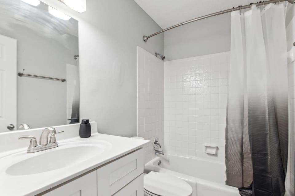 Brentwood U10 I Cozy & Comfy I 2Bd I Free Parking Apartment in Nashville