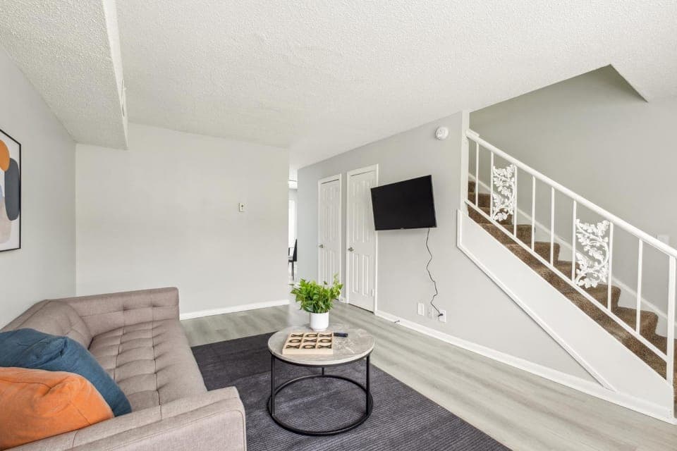Brentwood U5 I Cozy & Comfy I 2Bd I Free Parking Apartment in Nashville