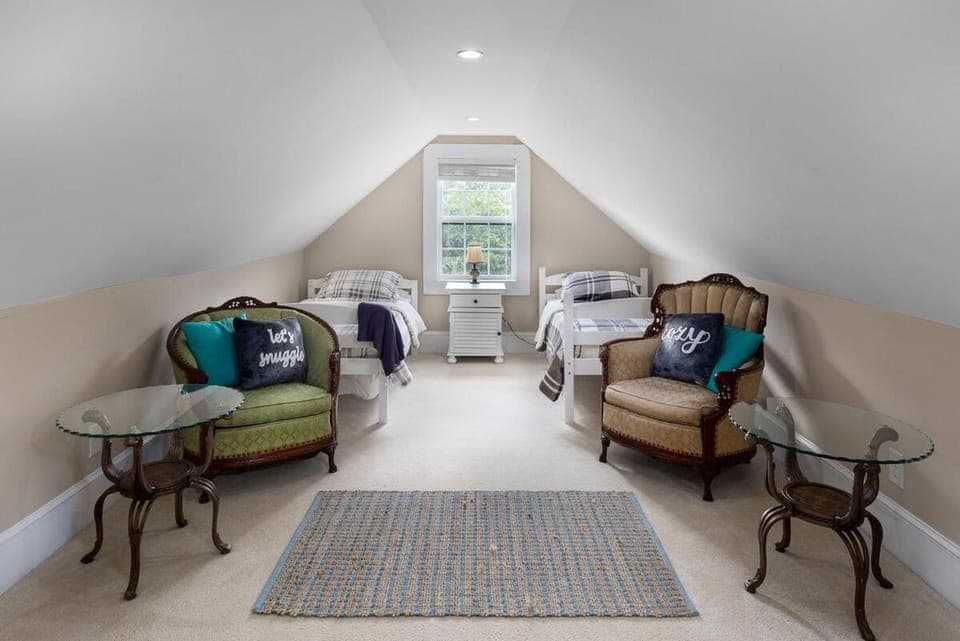 Grey River Gatherings and perfect for large groups House in Woodfin