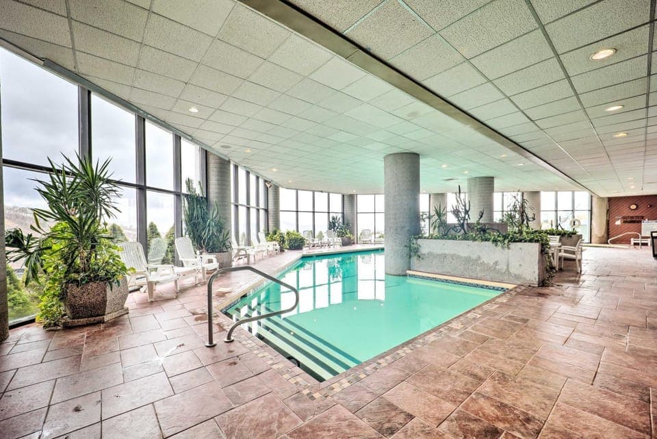Pool Access! Ski-In/Out Sugar Mtn Gem w/ Views House in Sugar Mountain