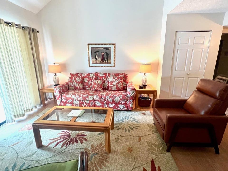 Top Floor Private Villa Close to Everything Amenity Cards Available 1819 House in Seabrook Island