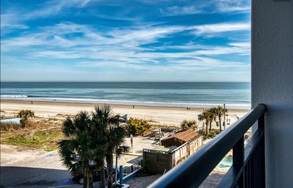 Coastal Charm 4th Floor Oceanview Stay! L 419 Apartment in Myrtle Beach