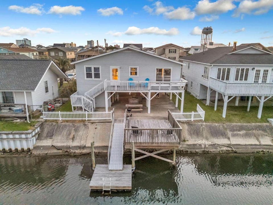 Beach Dreams - 3rd Row - Cherry Grove Section House in North Myrtle Beach