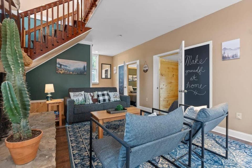 Quail Run Farm Pool Home House in Chattanooga