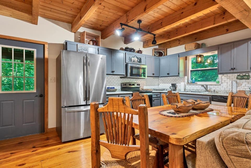 Great Expectations Chalet in Great Smoky Mountains
