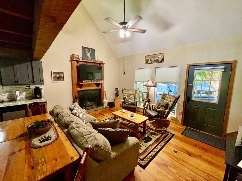 Great Expectations Chalet in Great Smoky Mountains