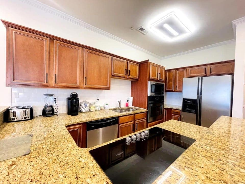 The best location Wonderful Ocean View 7BR pool Apartment in Atlantic Beach