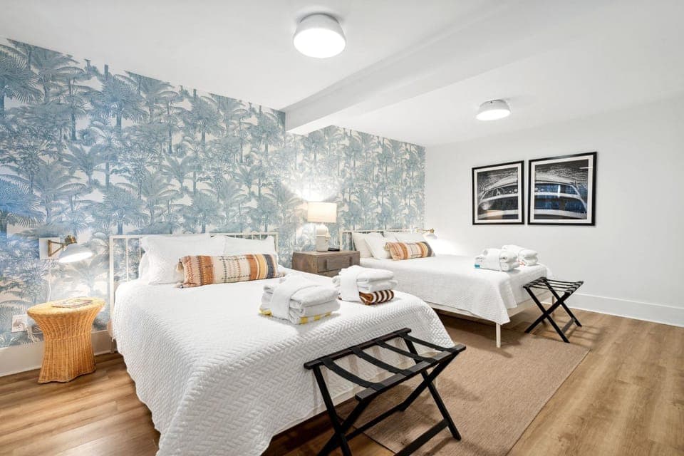 Bed, Bedroom