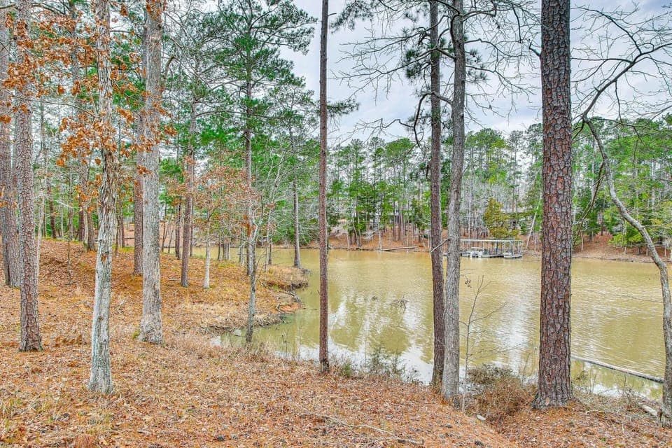Scenic Water Views: Lakefront Home in McCormick! House in Clarks Hill Lake