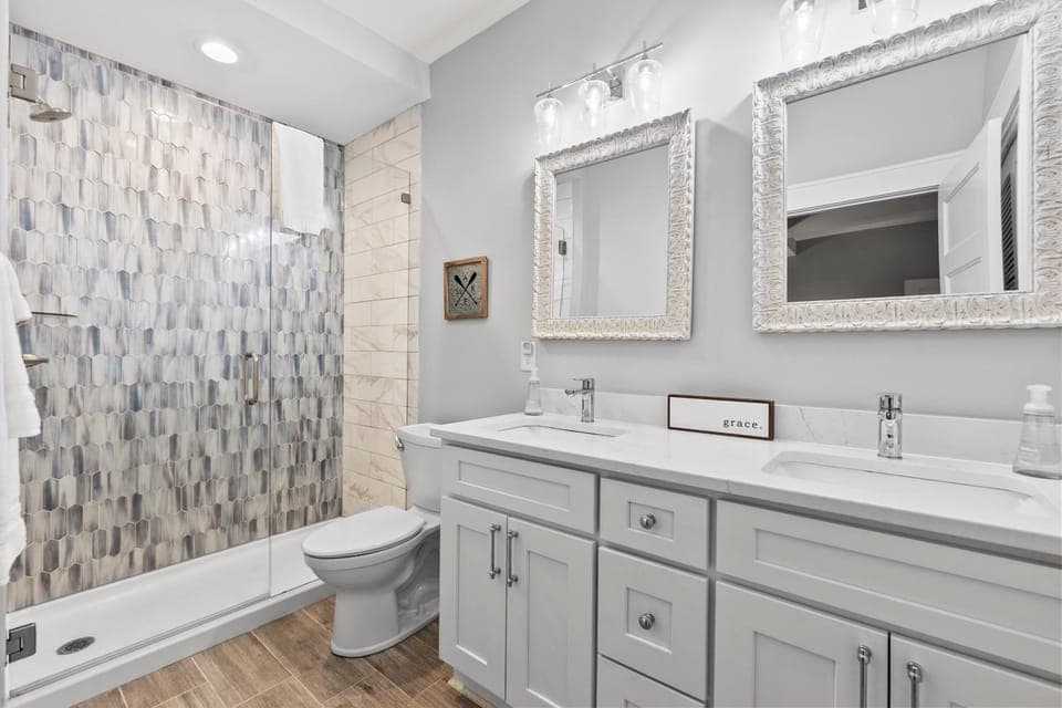 Relax on Riverbend House in Mooresville