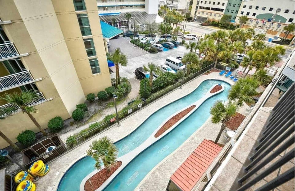 By the ocean beautiful condo at Beach Colony Apartment in Myrtle Beach