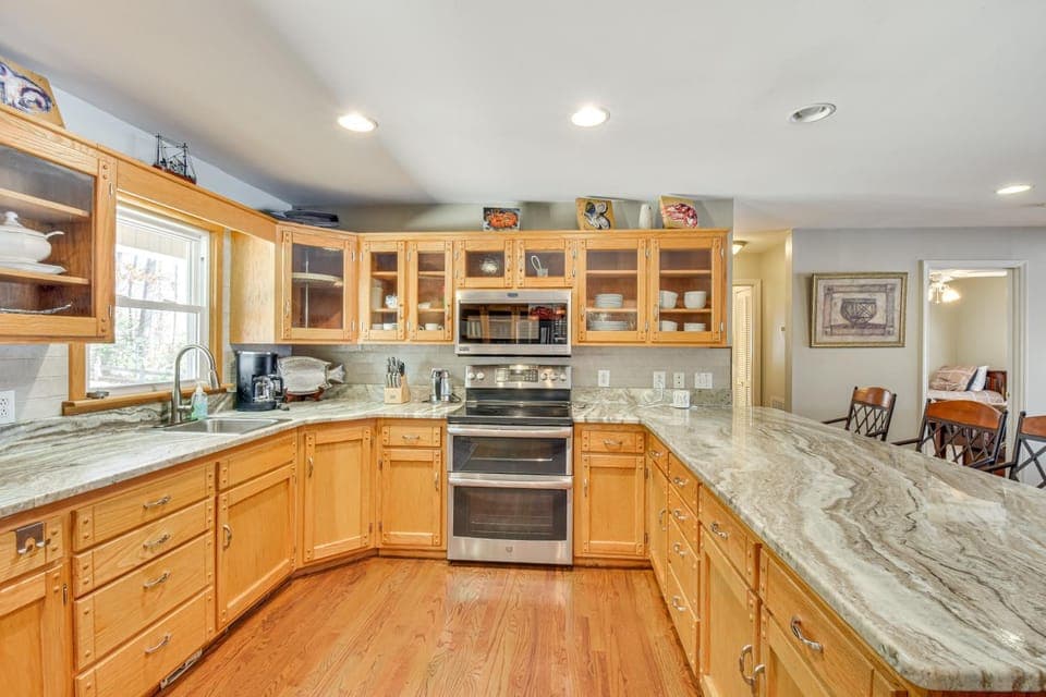 Lake Hartwell Haven w/ Boat Dock in Westminster! House in Lake Hartwell