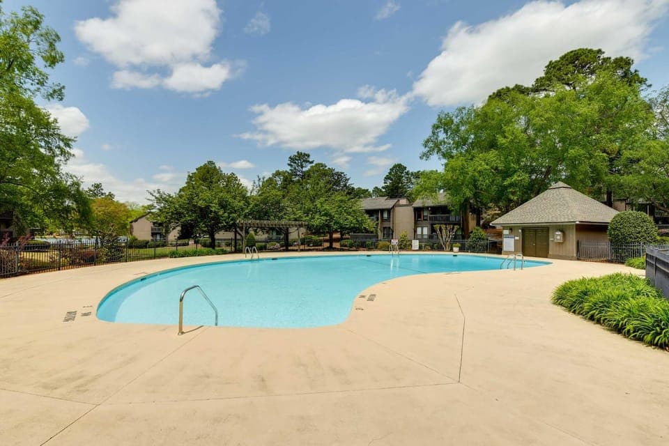 Pinehurst Lake Condo: Water View & Community Perks House in Pinehurst