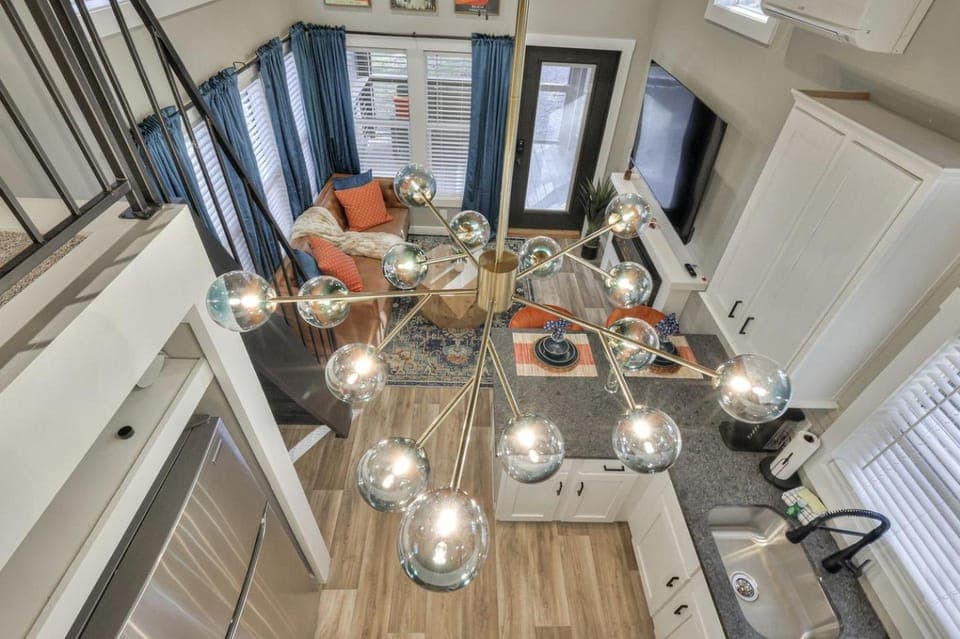Stunning Mountain Tiny House Beautifully Design Ideal for Nature Lovers in Tennessee House in Tennessee