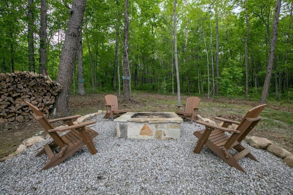Beautiful Cottage with Nice Forest Sights in Tracy City, Tennessee House in Tennessee