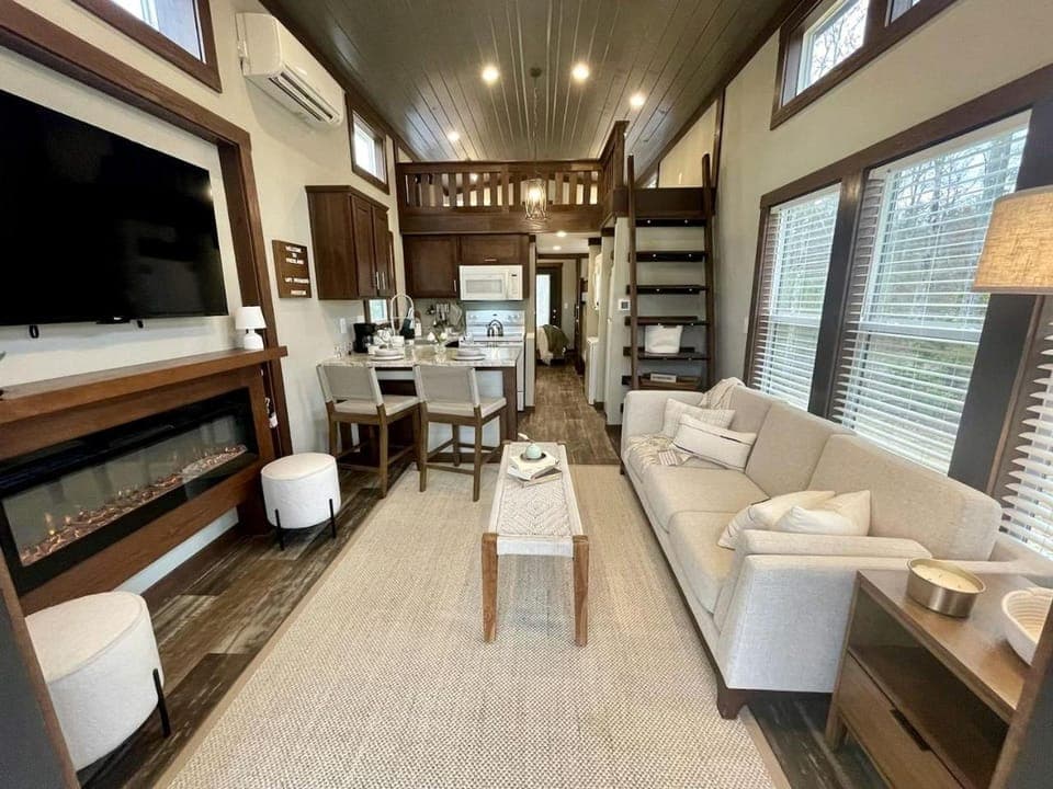 Breathtaking Tiny House Settled Between Trees in Tracy City, Tennessee House in Tennessee
