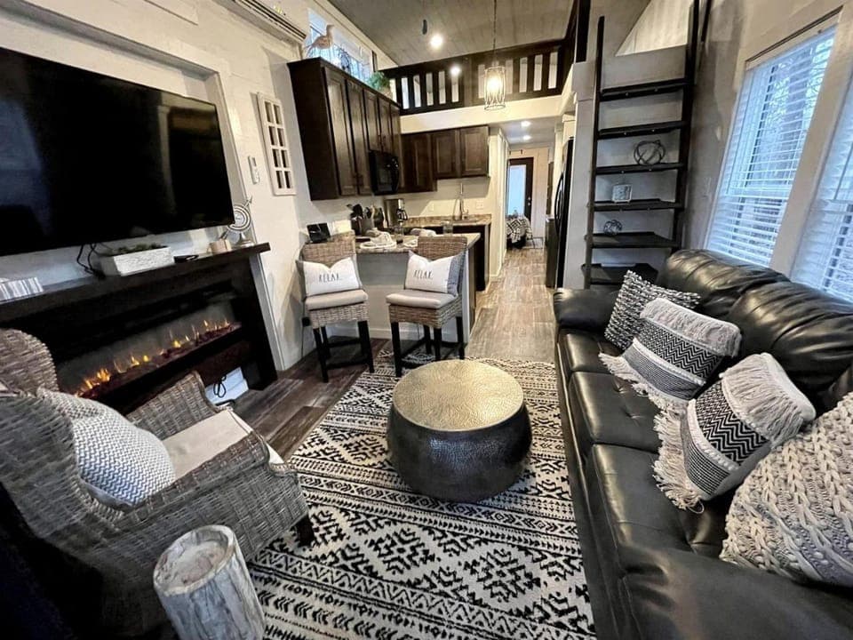 Charming Cabin with Barbecue in Monteagle, Tennessee Cabin in Tennessee