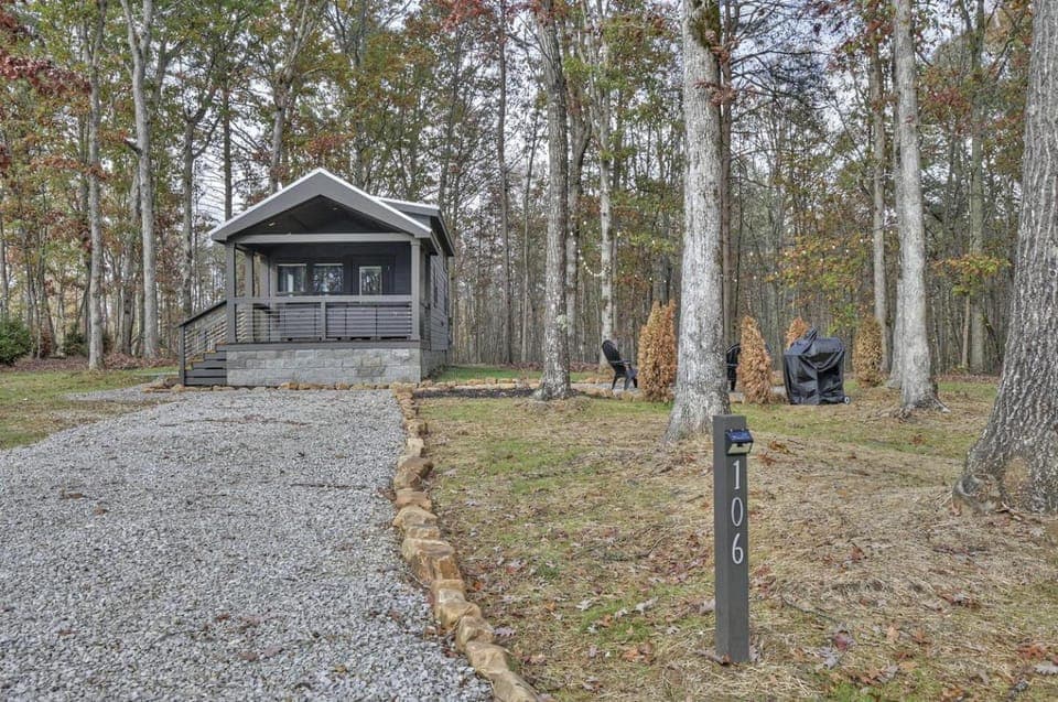 Cozy Wooden Cabin Surrounded by Trees in Monteagle, Tennessee Cabin in Tennessee