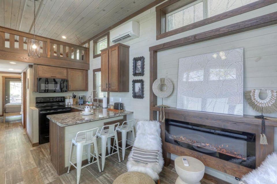 Gorgeous Cabin Surrounded by Trees in Tracy City, Tennessee Cabin in Tennessee
