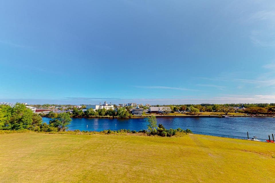 Yacht Club Villas 2-304 Apartment in North Myrtle Beach