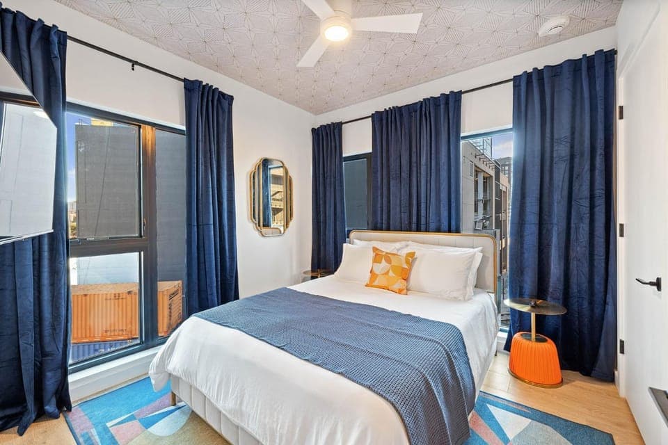 The Speakeasy | Parking/Pool/Gym | Walk Downtown House in The Gulch