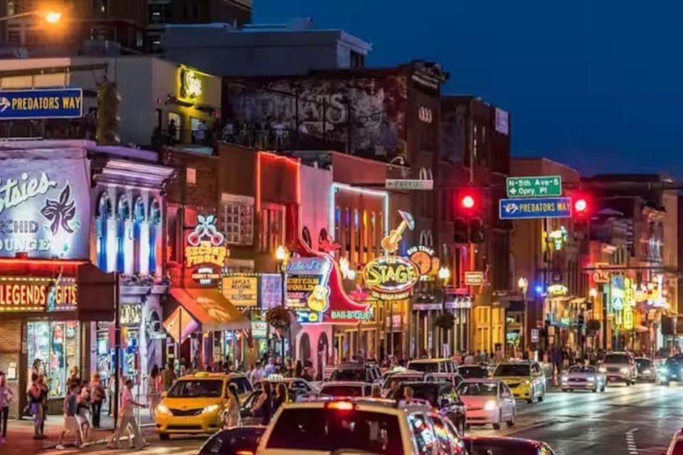 Night, Evening entertainment, Street view