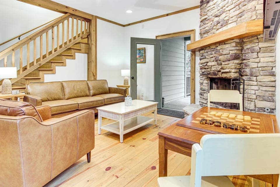 Cashiers Spring Cabin | Near Waterfalls & Hiking Cabin in Cashiers
