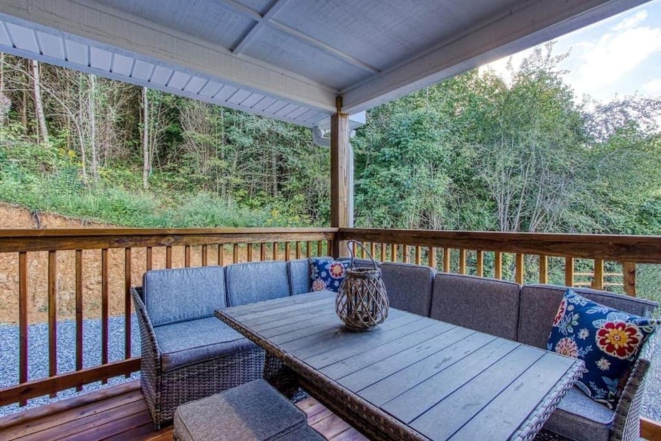 Sticks Creek by Avada Properties House in Sevierville