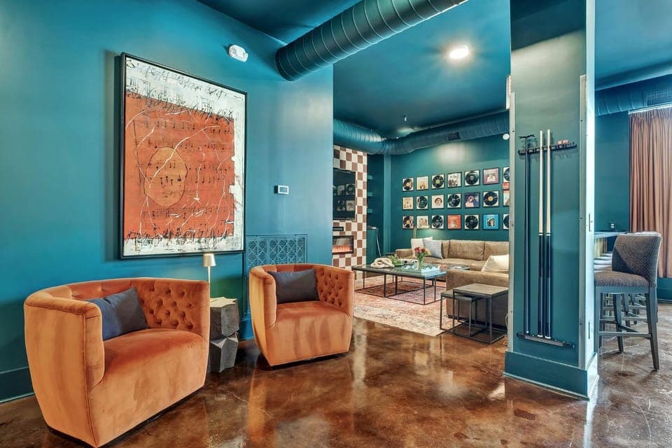 Living room, Seating area