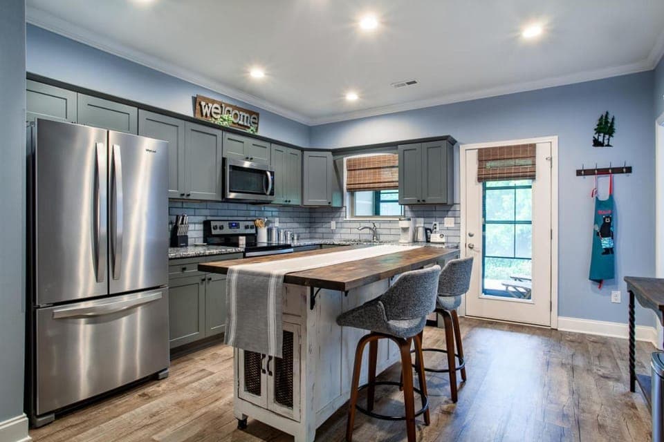 Cades Cove Paradise by Avada Properties House in Sevier County
