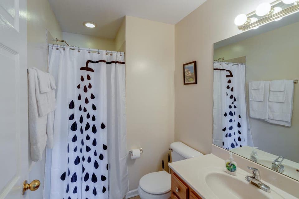 Delightful Duplex - Steps Away from TSU House in Nashville