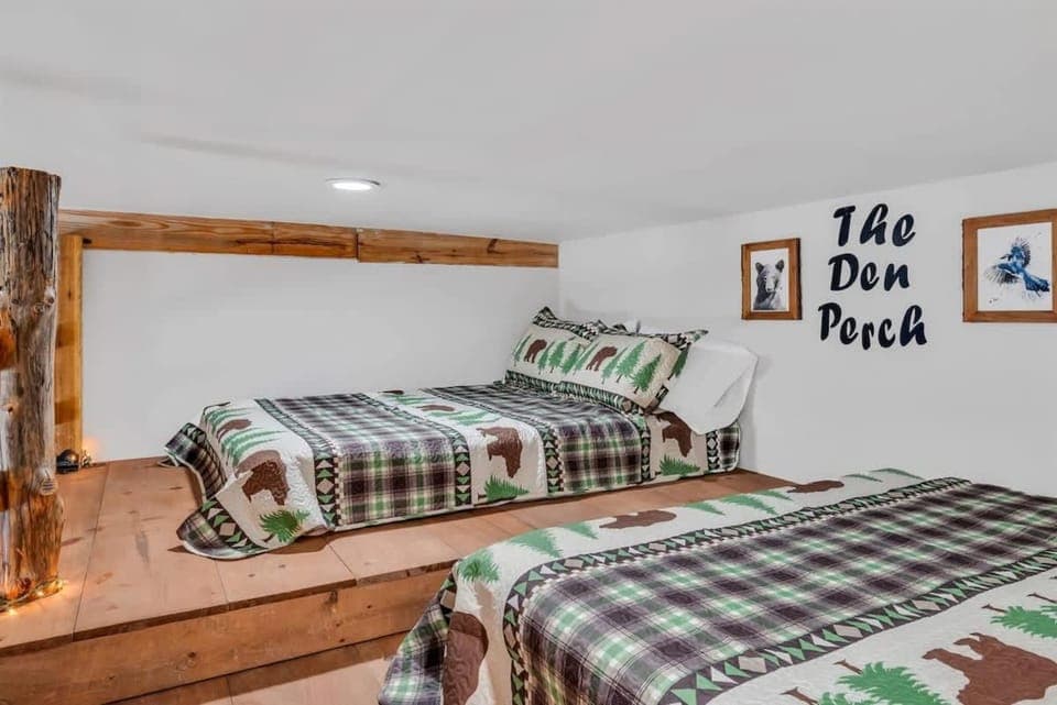 Bed, Bedroom