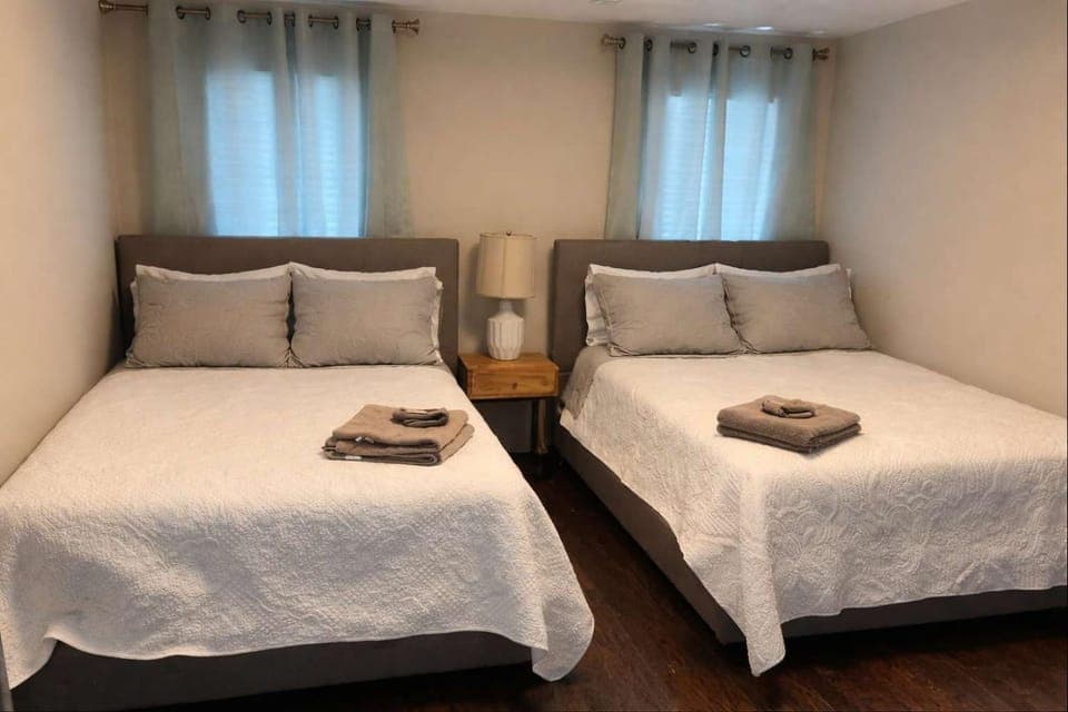 Bed, Bedroom