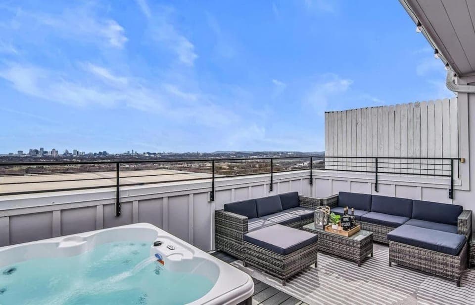 Patio, Day, Hot Tub, Seating area