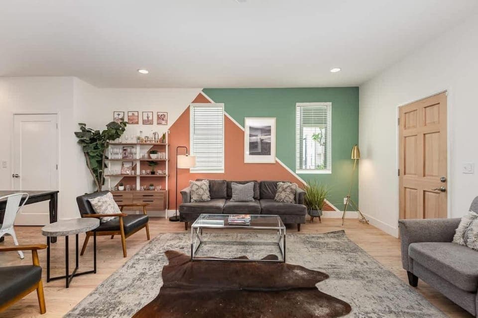 Citrine-Private Patio & Balcony-Near Germantown House in East Nashville