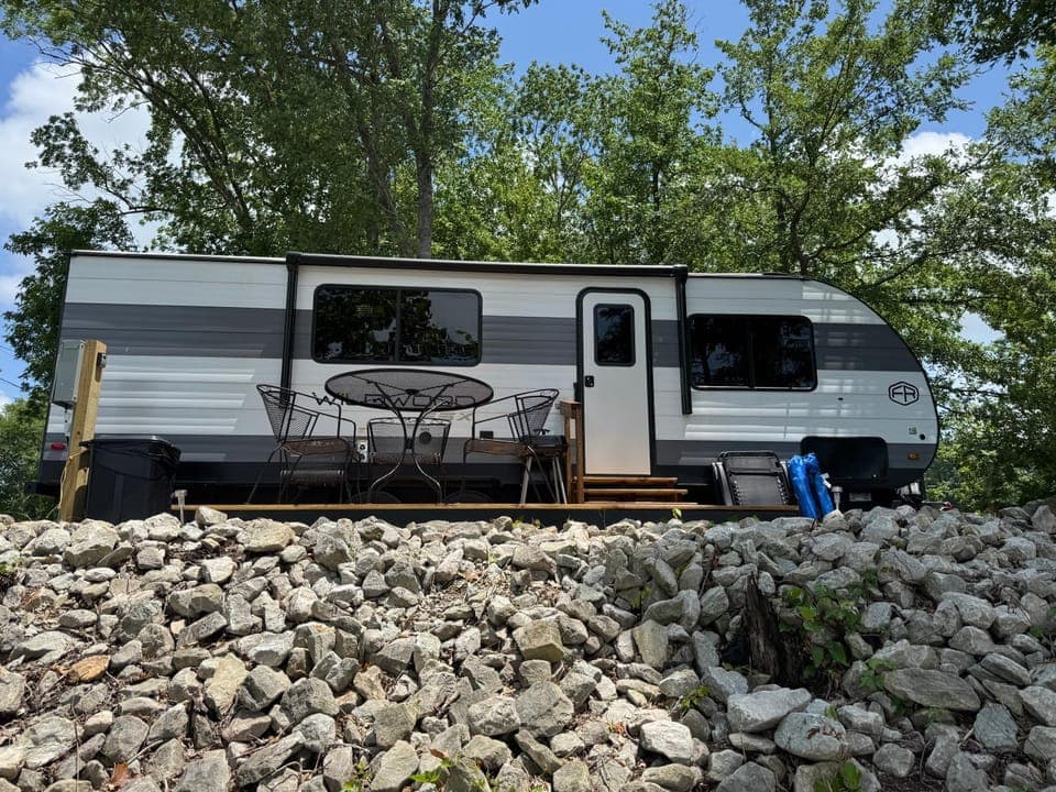TN River Retreat Campground/ 
RV Resort in Tennessee